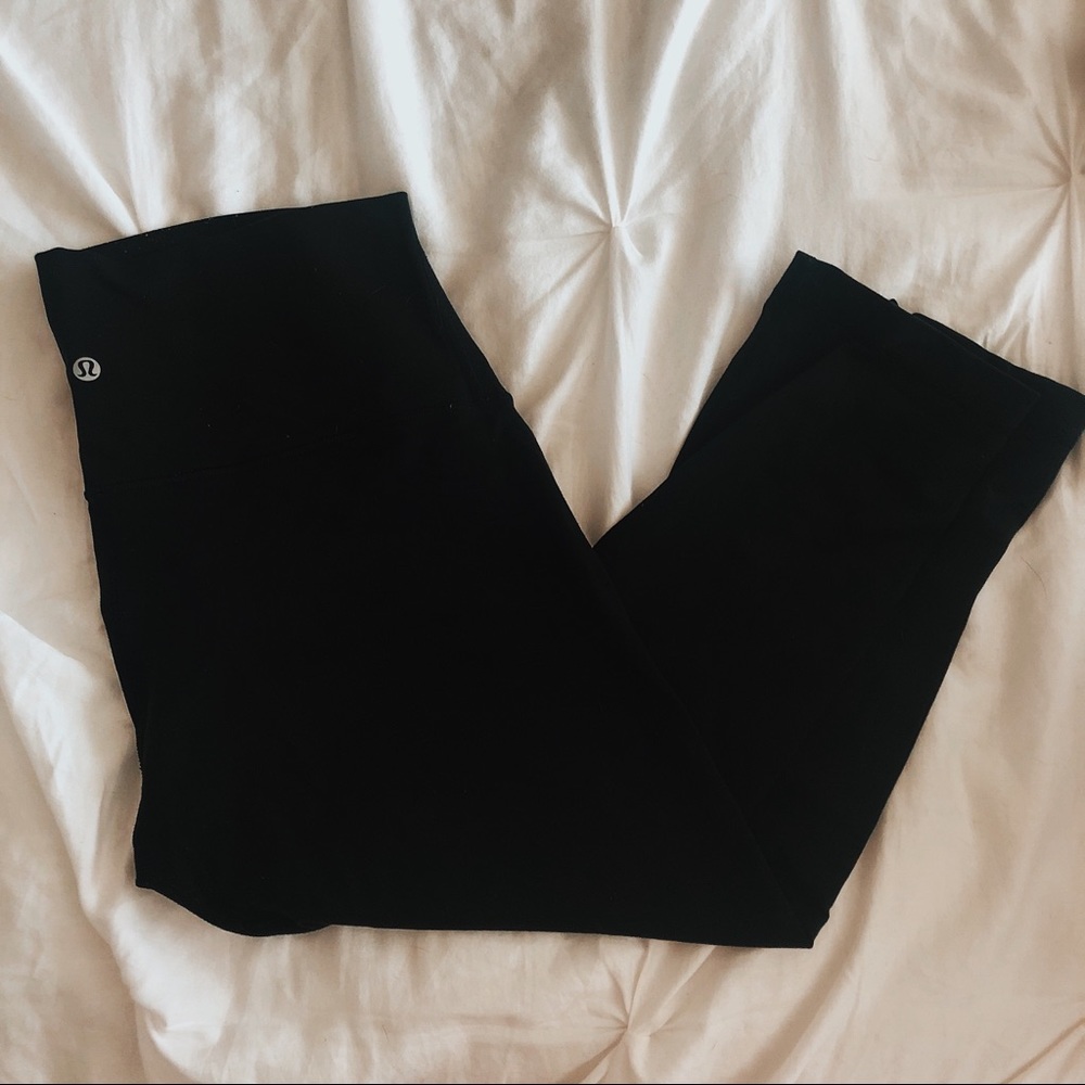 Lululemon Hi Rise Wunder Under Crop leggings